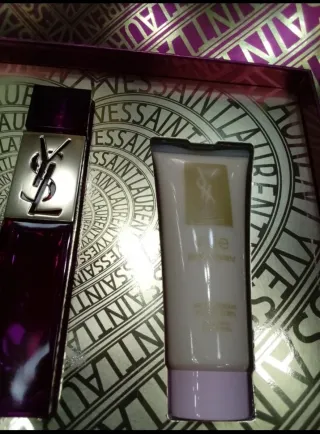Set Elle Yves Saint Laurent 50ml + Latte + Shower