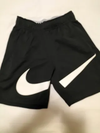 Completo sportivo Nike bambino 10-11 anni