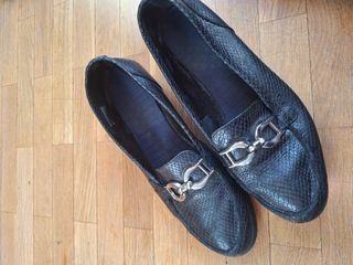 Zapatos negros de mujer