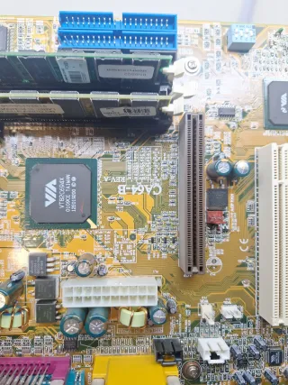 Placa Base VIA Antigua