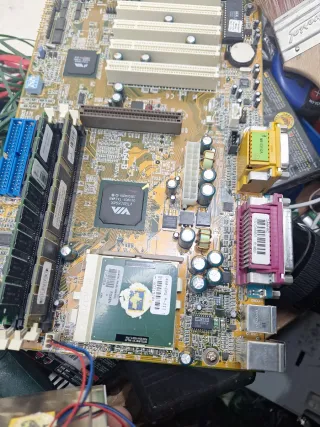 Placa Base VIA Antigua