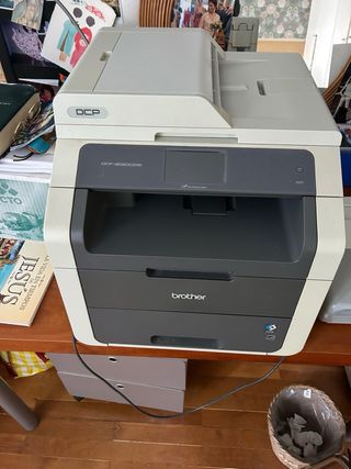 Impresora, copiadora y scanner Brother