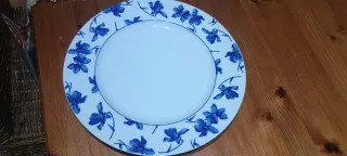 Plato grande porcelana flores azules,28 cm,