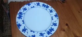 Plato grande porcelana flores azules,28 cm,