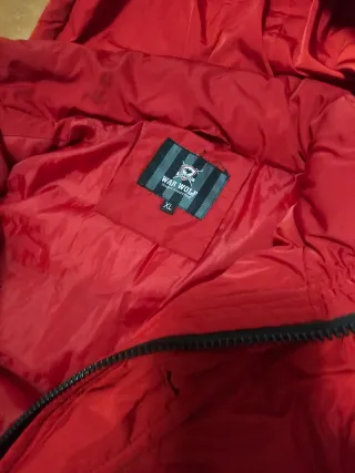 Dos chaquetas acolchadas