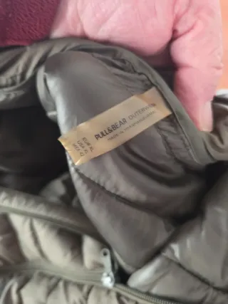 Dos chaquetas acolchadas