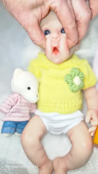 Bambola Reborn in silicone da 30 cm