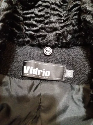 Abrigo negro elegante de Vidrio, talla M/L