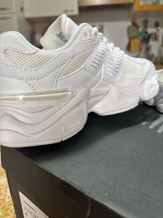 New Balance 9060 White Tg 36