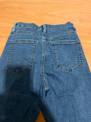 Pantalón vaquero MNG elástico azul Talla 34