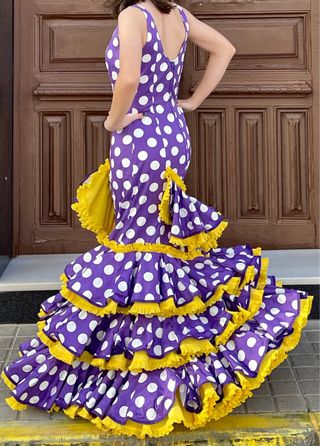 Traje de Flamenca Morado Talla 36/38 elastico