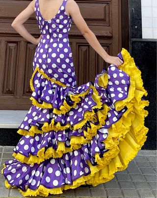 Traje de Flamenca Morado Talla 36/38 elastico