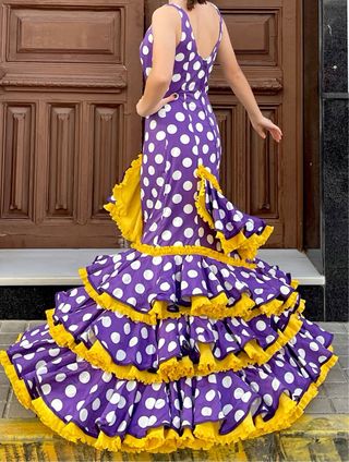 Traje de Flamenca Morado Talla 36/38 elastico