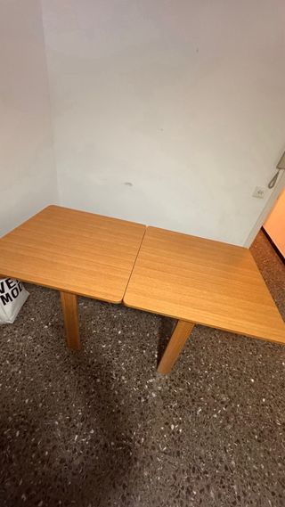 Mesa de comedor extensible de madera