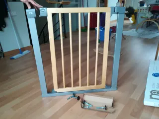 Barrera seguridad madera para bebés