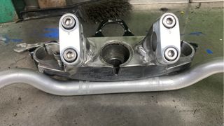 Manillar y tija Kawasaki ZZR600