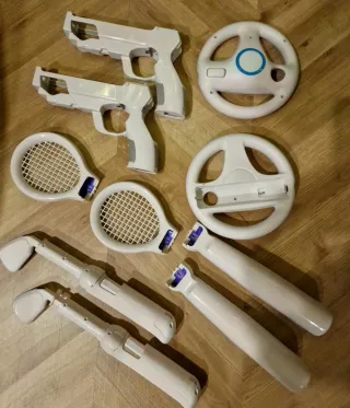 Accesorios Nintendo Wii: Volantes, Raquetas, Palos