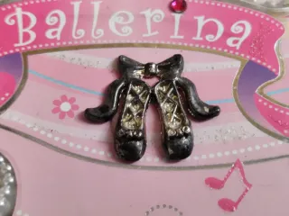 Caja de música bailarina rosa