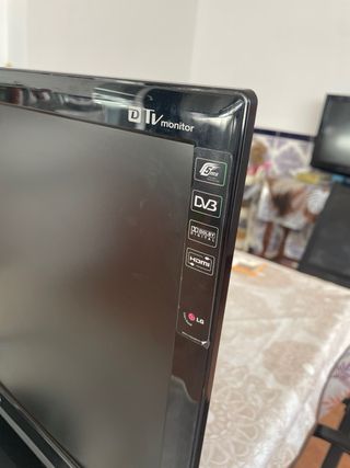 Monitor LG Flatron M228WD Negro