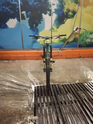 Bicicleta Enduro Giant Talla M