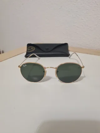 Gafas Ray-Ban Redondas Doradas y Negras