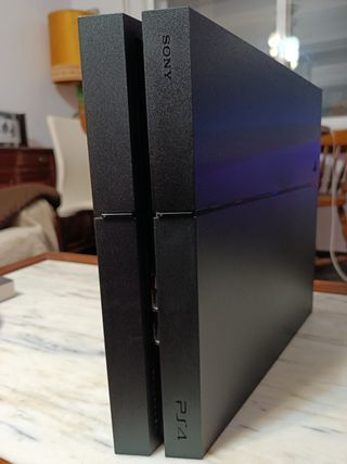 PS4 Slim 1TB + 2 Mandos + 7 Juegos