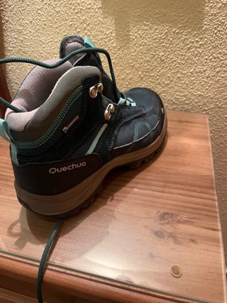 Botas Quechua Negro/Verde Talla 38