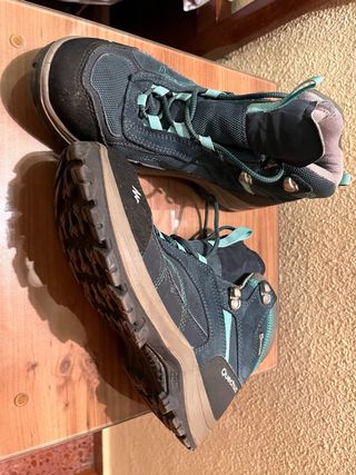 Botas Quechua Negro/Verde Talla 38