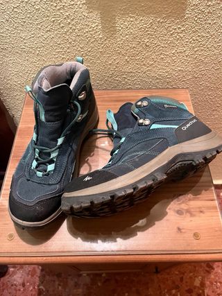 Botas Quechua Negro/Verde Talla 38