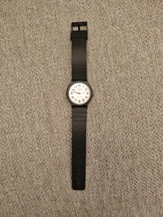 Reloj Casio Analógico.El modelo del Papa Francisco