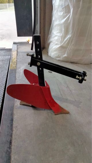 Surcadora para motoazada