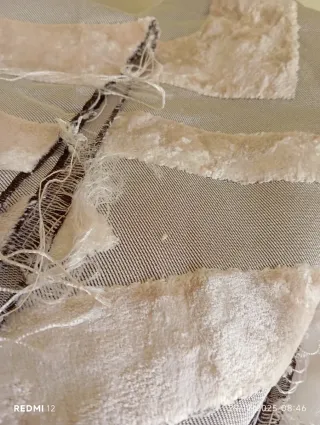 Scampoli stoffe ritagli irregolari hobby cucito