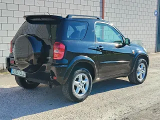 Toyota RAV4 2003