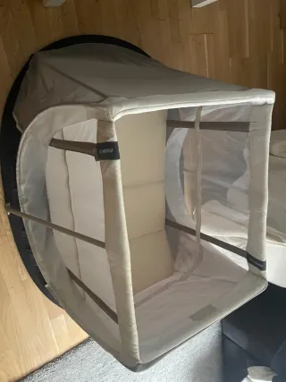 Cuna de viaje Aeromoov