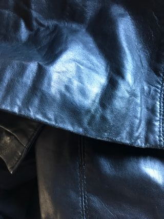 Chaqueta de cuero negra