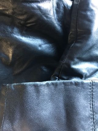 Chaqueta de cuero negra