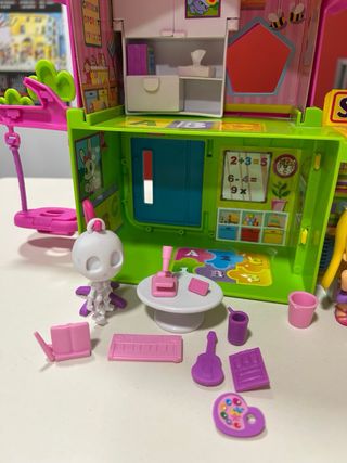 Escuela Pinypon con figuras