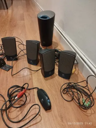 Altavoces Logitech SoundMan SR-30