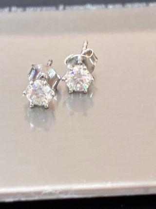 Pendientes Oro 18k Diamantes 0.50 Ct VS/F