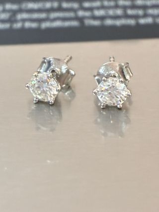 Pendientes Oro 18k Diamantes 0.50 Ct VS/F