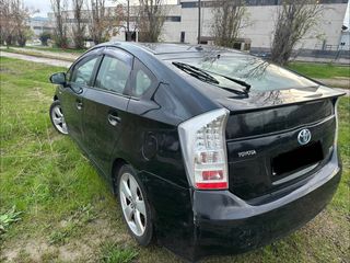 Toyota Prius 2011