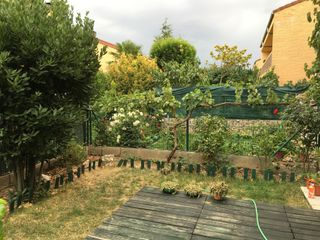 Casa con Jardín en El Limón