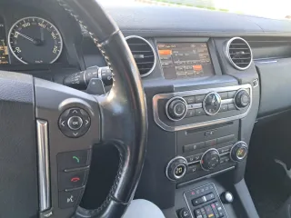 Land Rover Discovery 2013