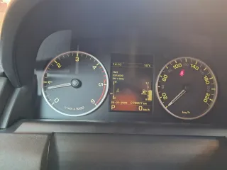 Land Rover Discovery 2013