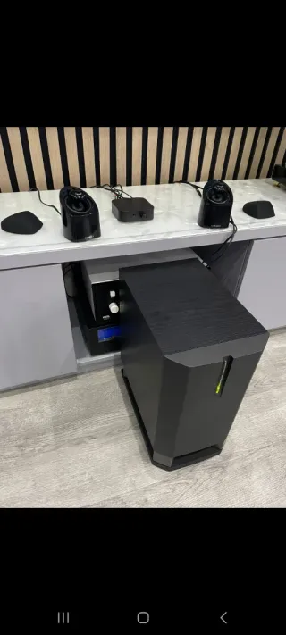 Equipo de Sonido 2.1 Mirage y JVC