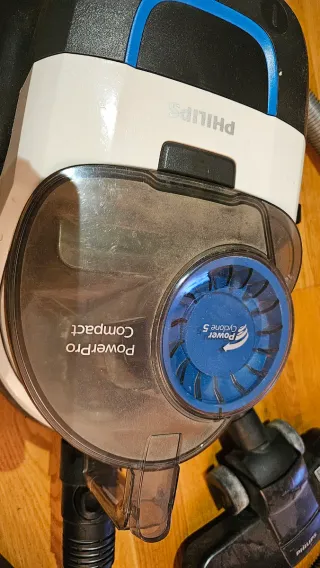 Aspiradora Philips PowerCyclone 5 900W