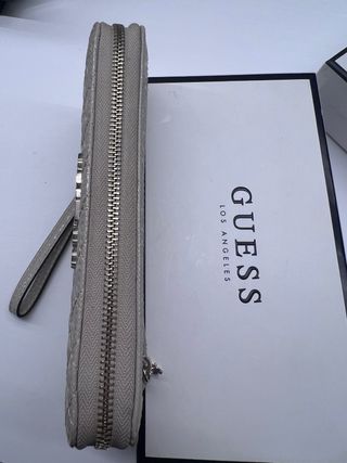 Monedero Cartera Guess plateado
