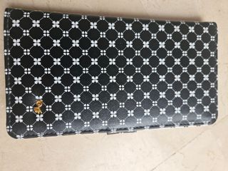 Monedero de piel elegante de Maria Filó