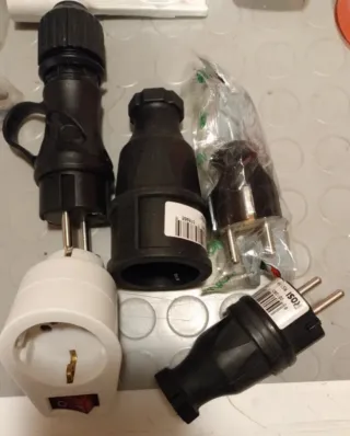 Prese Schuko e Adattatori