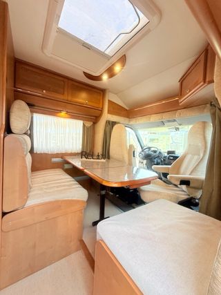 Autocaravana Rápido Garaje XXL/aire/frigo XXL/